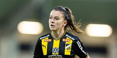 Csiki Anna a svéd BK Häcken mezében