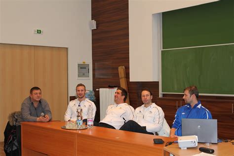 Szívós Márton a családjával