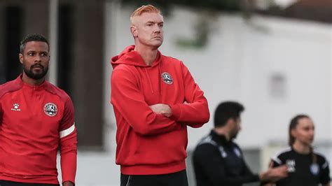 Dave Kitson és Charlie Pomroy sajtótájékoztatón
