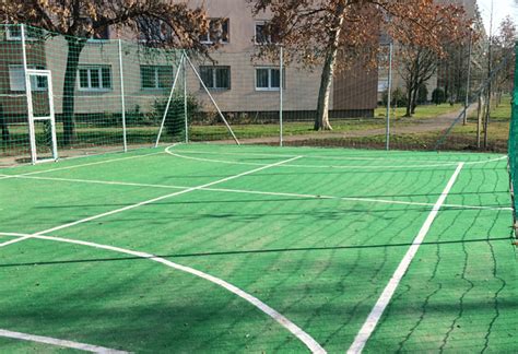 Sportpálya műfűvel