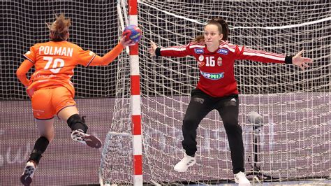 Bíró Blanka kézilabda kapus védőfelszerelésben