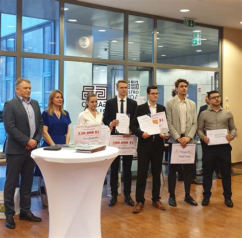 Startup verseny zsűrizése és díjátadó esemény