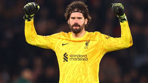 Alisson Becker akcióban a Liverpool kapujában