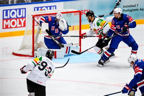 amerikai junior jégkorong válogatott akcióban
