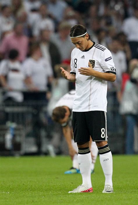 Özil búcsúja az Emirates Stadiontól