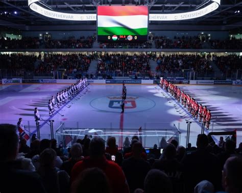 Jégkorong mérkőzés a MET Arénában