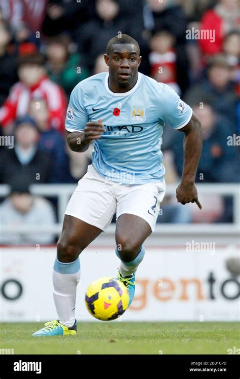 Micah Richards a Manchester City játékosaként
