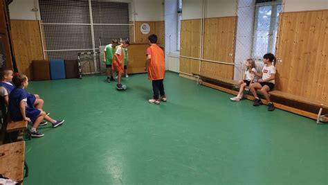 Kutasi Gyula Emléktorna logó