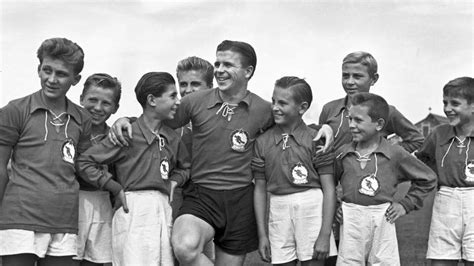Az 1952-es helsinki olimpiai bajnok kardcsapat