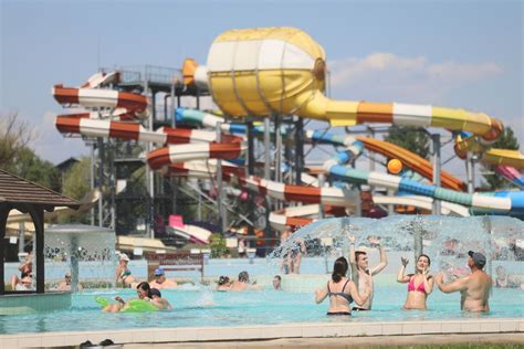 Kisvárdai gyógyvizes strand és élményfürdő