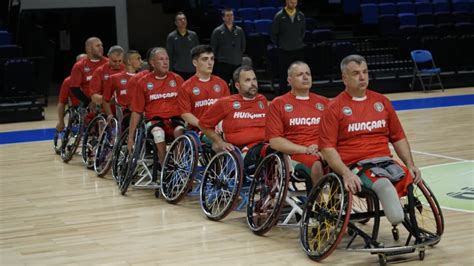 A magyar kerekesszékes rögbi válogatott csapatképe