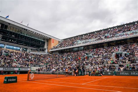 A Court Philippe Chatrier látképe egy mérkőzés közben