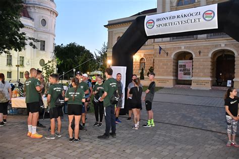 A szentesi Szent Iván-éji futás résztvevői