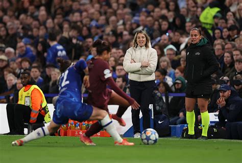 Chelsea FC női csapatának játékosai ünneplés közben