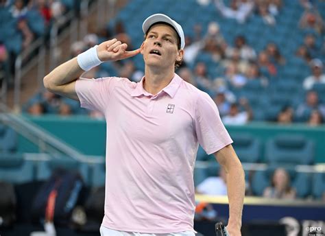 Jannik Sinner ünneplése a Miami Open győzelem után