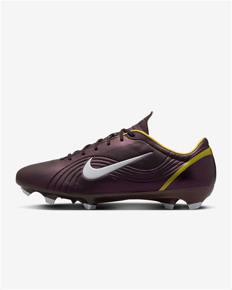 Ronaldo a 2002-es vb-döntőn a Mercurial Vapor I cipőjében