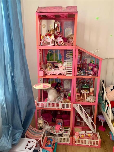 Barbie Chelsea erdei ház átalakított rejtett funkciók