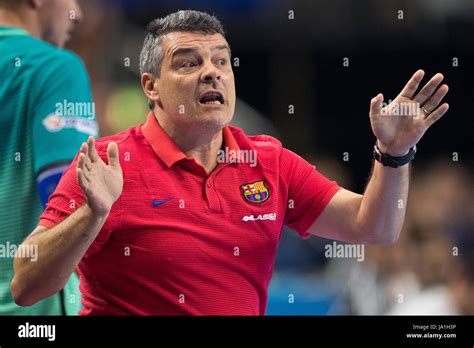 Xavier Pascual bemutatása a Veszprém vezetőedzőjeként