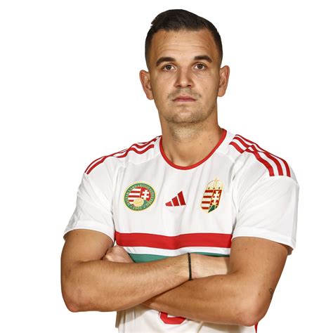 Vas Ádám futsaltrófeáinak és klubkarrierjének összefoglalója