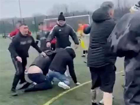 Szülők verekedése egy ifjúsági focimeccsen