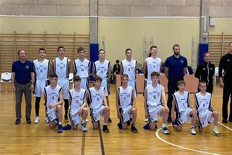 férfi kosárlabda csapat mérkőzés