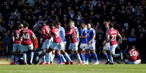 A Second City Derby hangulata a Villa Parkban