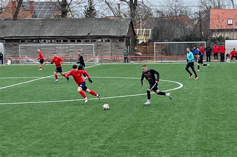 A Beloiannisz U7-es csapata akcióban egy mérkőzésen