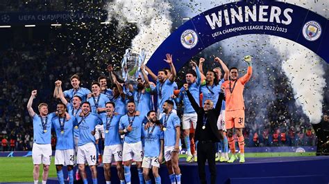 A Manchester City játékosai ünneplik a Bajnokok Ligája győzelmet