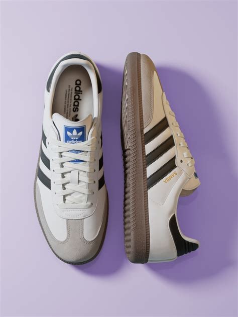 Különböző adidas klubmezek