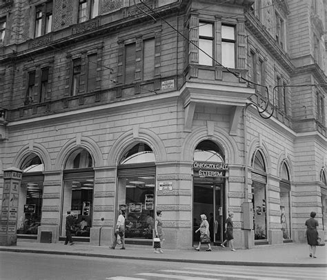 Lovecs óvárosának utcaképe