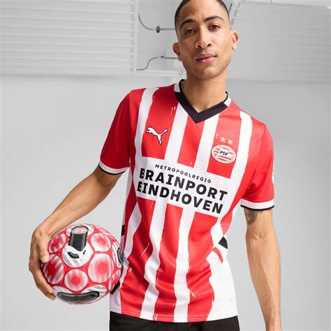 A PSV Eindhoven legendás játékosai