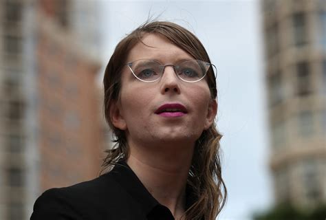 Chelsea Manning portréja