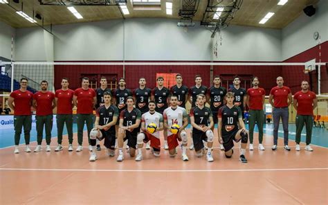 Észak-macedón röplabda válogatott mérkőzés közben