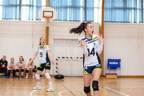 Az SBTC 1920-as alapító okirata vagy korabeli csapatkép