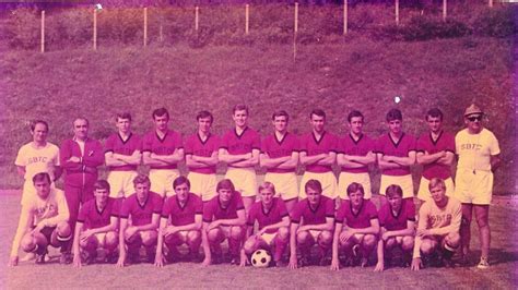 Az 1971-1972-es SBTC bronzérmes csapatának portréja, kiemelve Gyula Baranyai-t