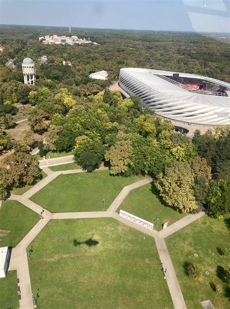 A nagyerdei sportkomplexum és a rekortánpálya képe