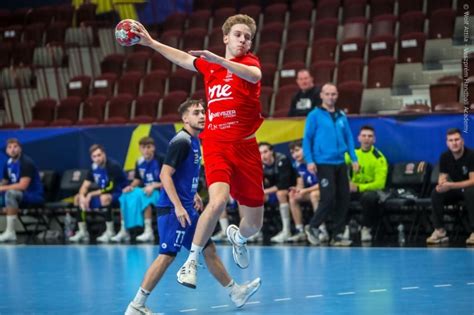 Kézilabdázók akcióban egy NB I/B mérkőzésen