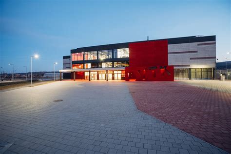A DVTK Aréna modern belső tere