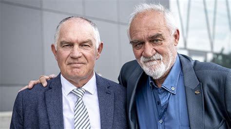 Disztl Péter, a Videoton korábbi kapusa védés közben