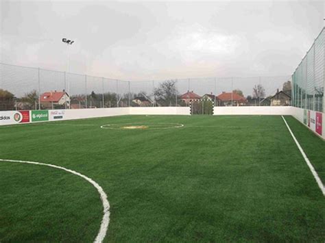 Sportpálya építés