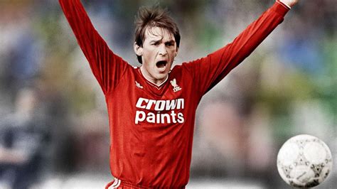 A Liverpool 1989/90-es bajnokcsapata és Kenny Dalglish