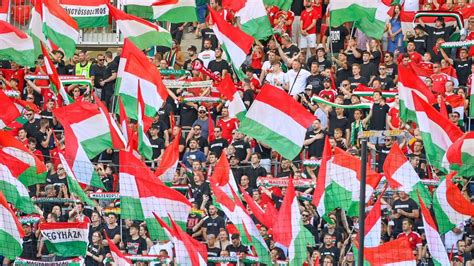 A magyar szurkolók a Skócia elleni meccsen
