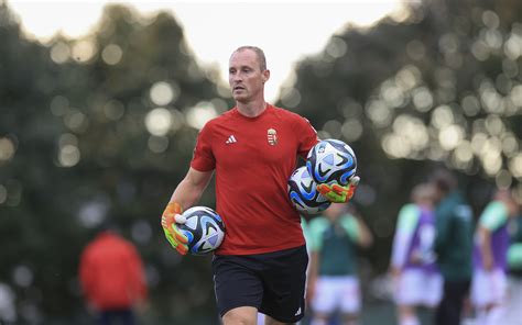 Illyés Dániel edzőként a pályán