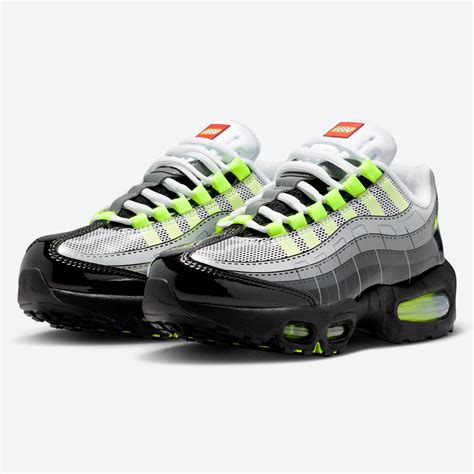 Nike Air Max 95 LEGO készlet