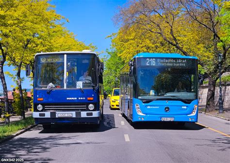 Buszok és villamosok Rosztov-na-Donu utcáin