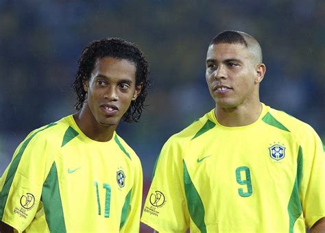 Fiatal Ronaldo brazil csapatmezben
