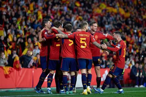 A két csapat várható felállása egy spanyol labdarúgó-mérkőzésen
