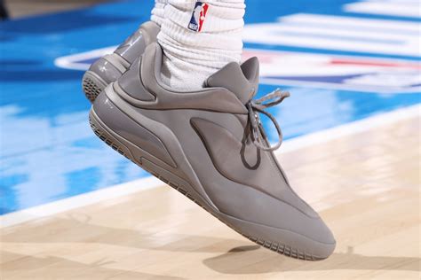 Shai Gilgeous-Alexander a Converse SHAI 001 