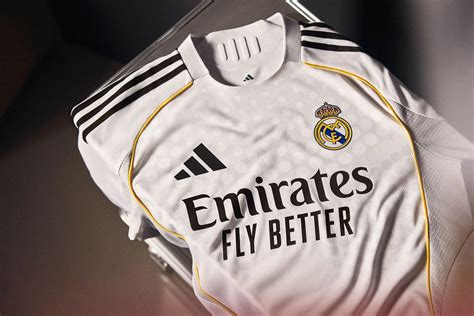 A Real Madrid címerének színei és jelentésük