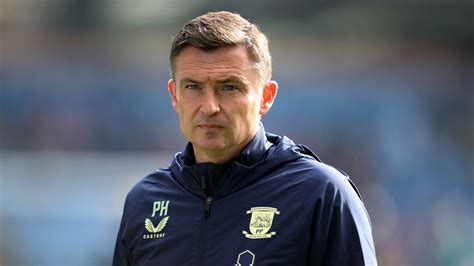 Paul Heckingbottom edzői portré a Sheffield United kispadján